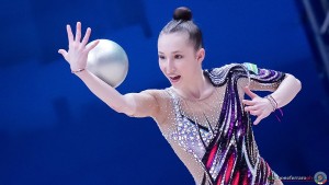 uzb 40556 ikromova takhmina sfe07512 copia simone ferraro ph